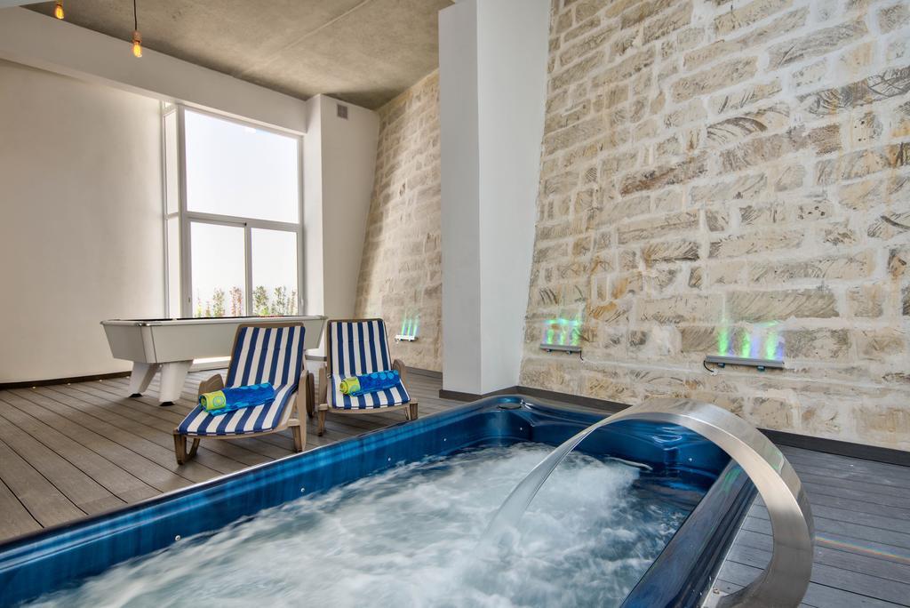 Villa Gaia - Sunset Views, Indoor Heated Pool, Sauna And Games Room Mellieha Exterior photo